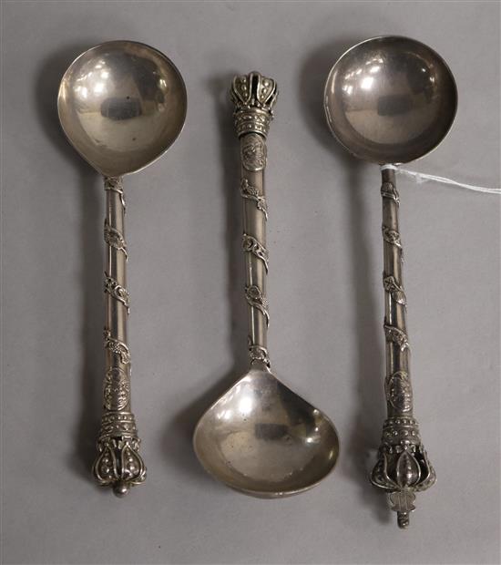 A suite of three early 20th century continental silver spoons with decorated stems and coronet finials, 9 oz.